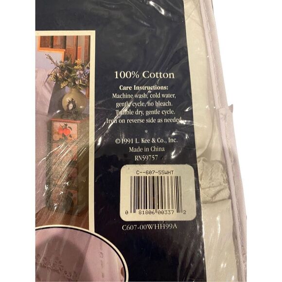 NWT Battenberg embroidered lace Tatting detail, coverlet size twin - Picture 5 of 7